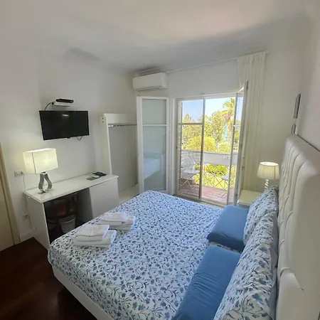 Bed & Breakfast L'orizzonte 4*