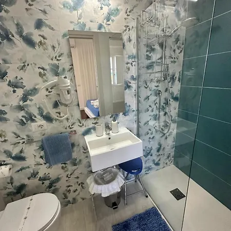 L'orizzonte Frühstückspension 4*